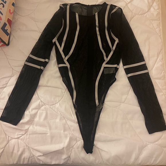 Reflective Mesh Body Suit - Picture 5 of 6